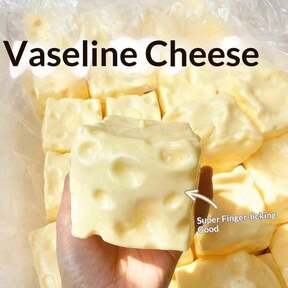 2026Coconut Oil & Cheese Powder TPR Slow Rebound Toy, Milk Fragrance, Suitable For Holiday Gifts, Fun And Cute Gifts, Birthday Gifts, Easter Gifts, Halloween Gifts, Christmas Gifts, Party Gifts, Squishy, Squishy Toys, Squishy Stress Toy, Dumpling Squish, 