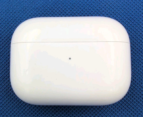 Authentic Apple AirPods Pro 2 USB-C Charging Case A2968 CASE ONLY