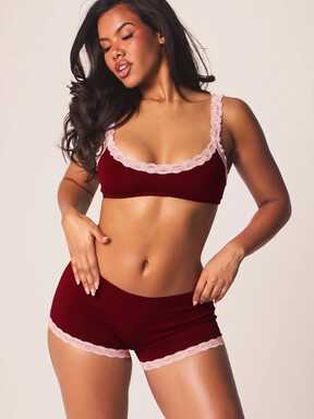 MISSGUIDED Lace Trim Boyshort Panties And Bra Set With Scalloped Edge Hem Soft Stretch Fabric Valentine's Day Lingerie  #BurgundyRed