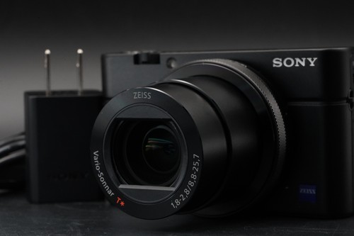 Sony RX100IV M4 DSC-RX100IV Digital Camera 35 Languages US DUTY PAID 10938