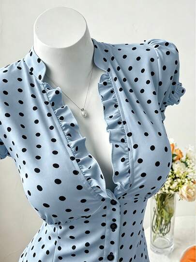 Sweetra Plus Size Fashion Versatile Minimalist Polka Dot Design Niche Elegant Sweet Short Sleeve Slim Fit Blouse